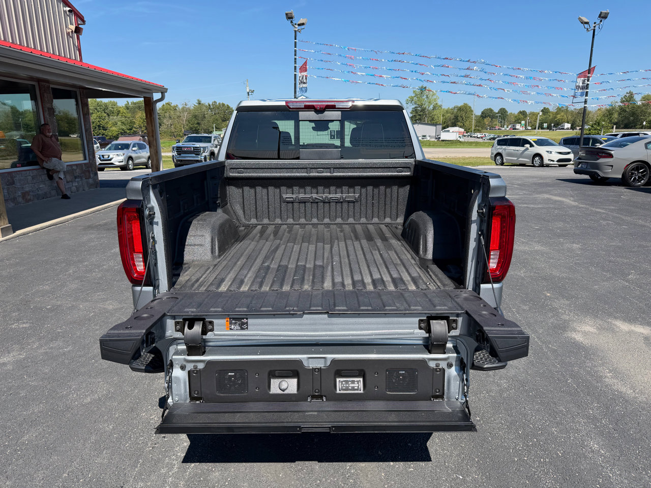 Used 2024 GMC Sierra 1500 Denali Ultimate image 8
