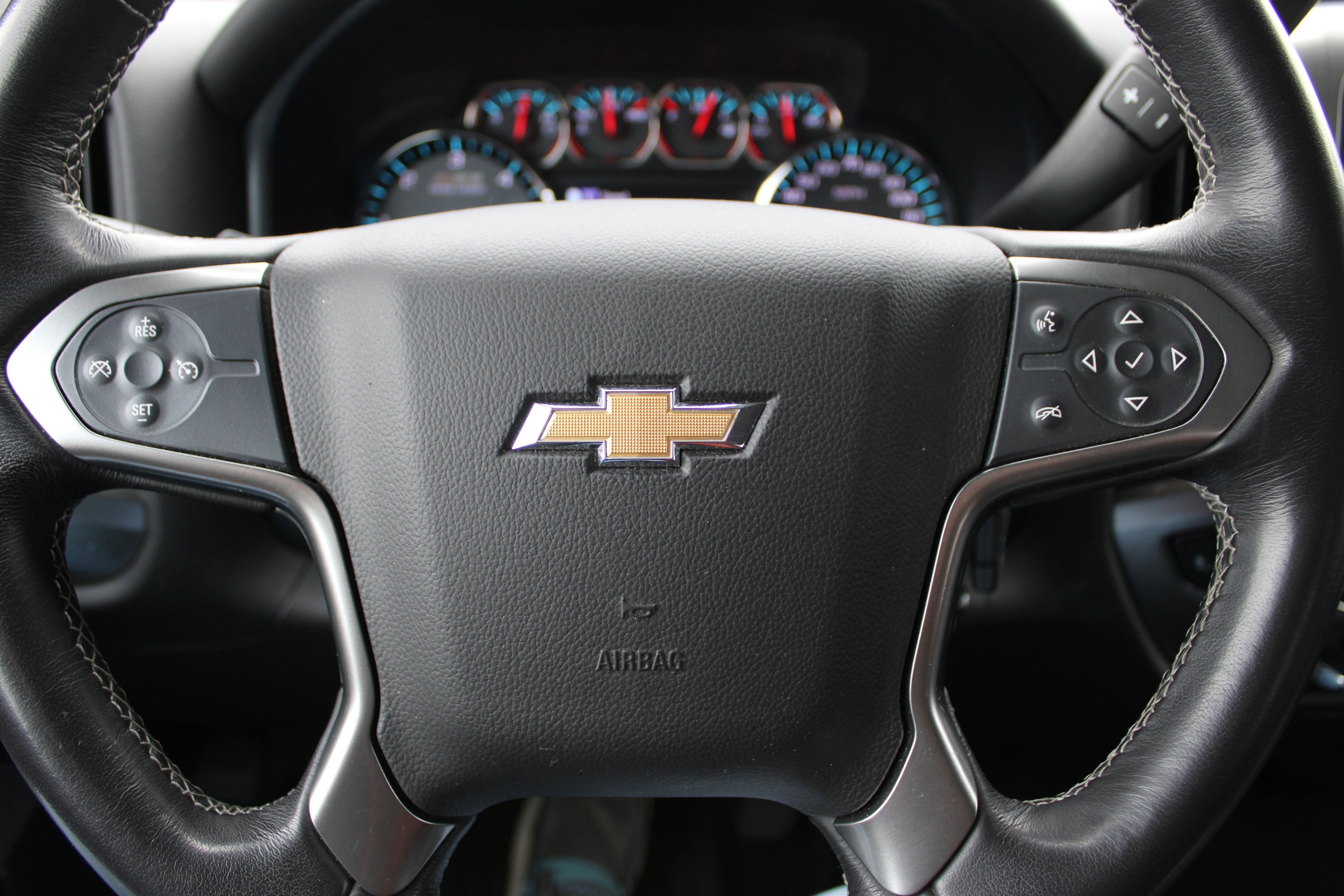 Used 2018 Chevrolet Silverado 1500 LT w/ All Star Edition image 17