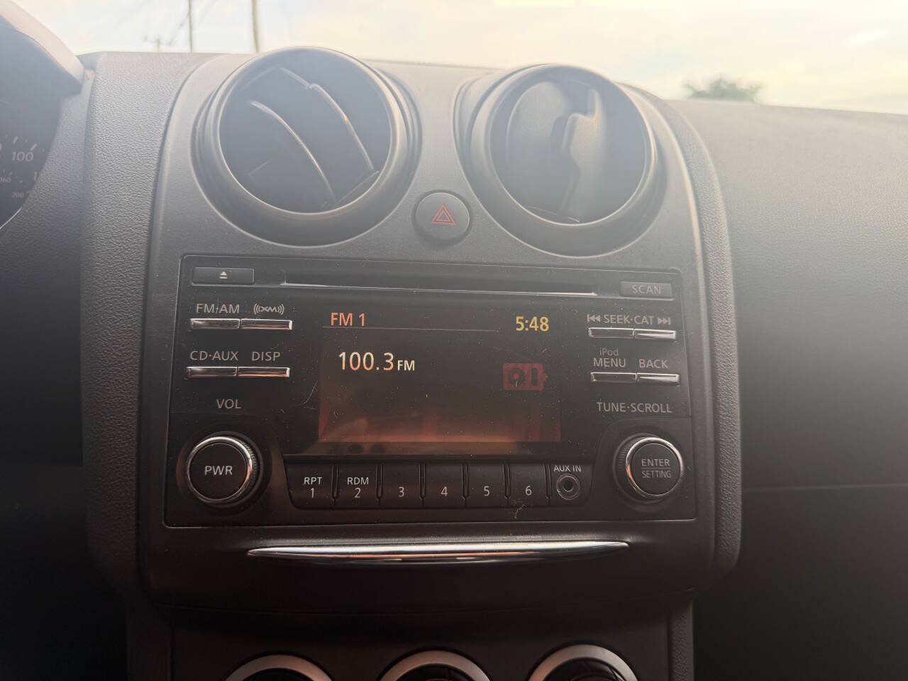 Used 2012 Nissan Rogue SV AWD/4WD image 16