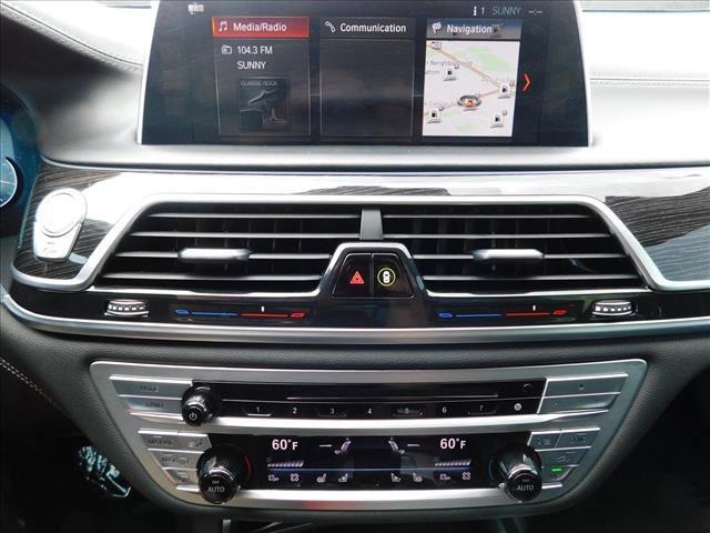 Used 2018 BMW 740i RWD image 22