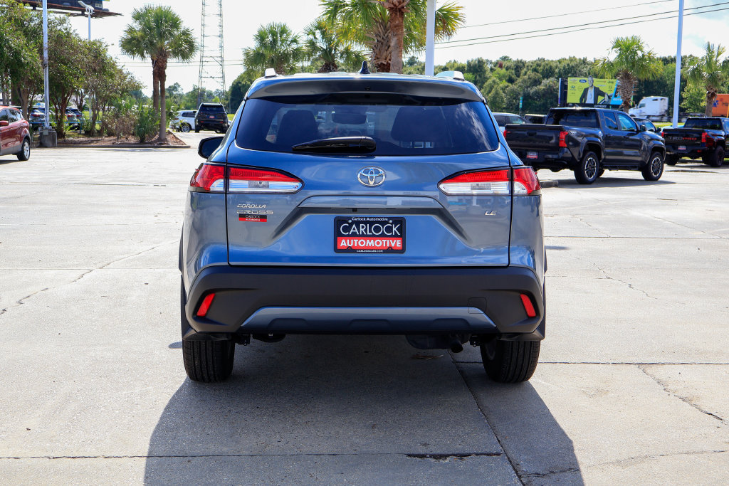 Used 2025 Toyota Corolla Cross LE FWD image 23