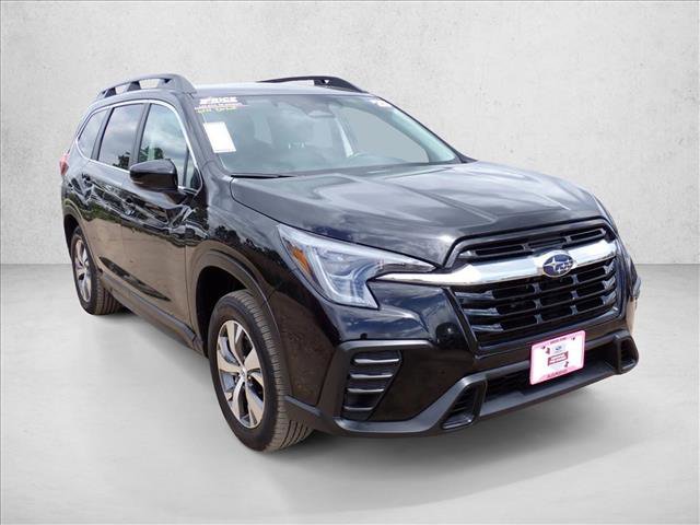Used 2025 Subaru Ascent Premium AWD/4WD image 6