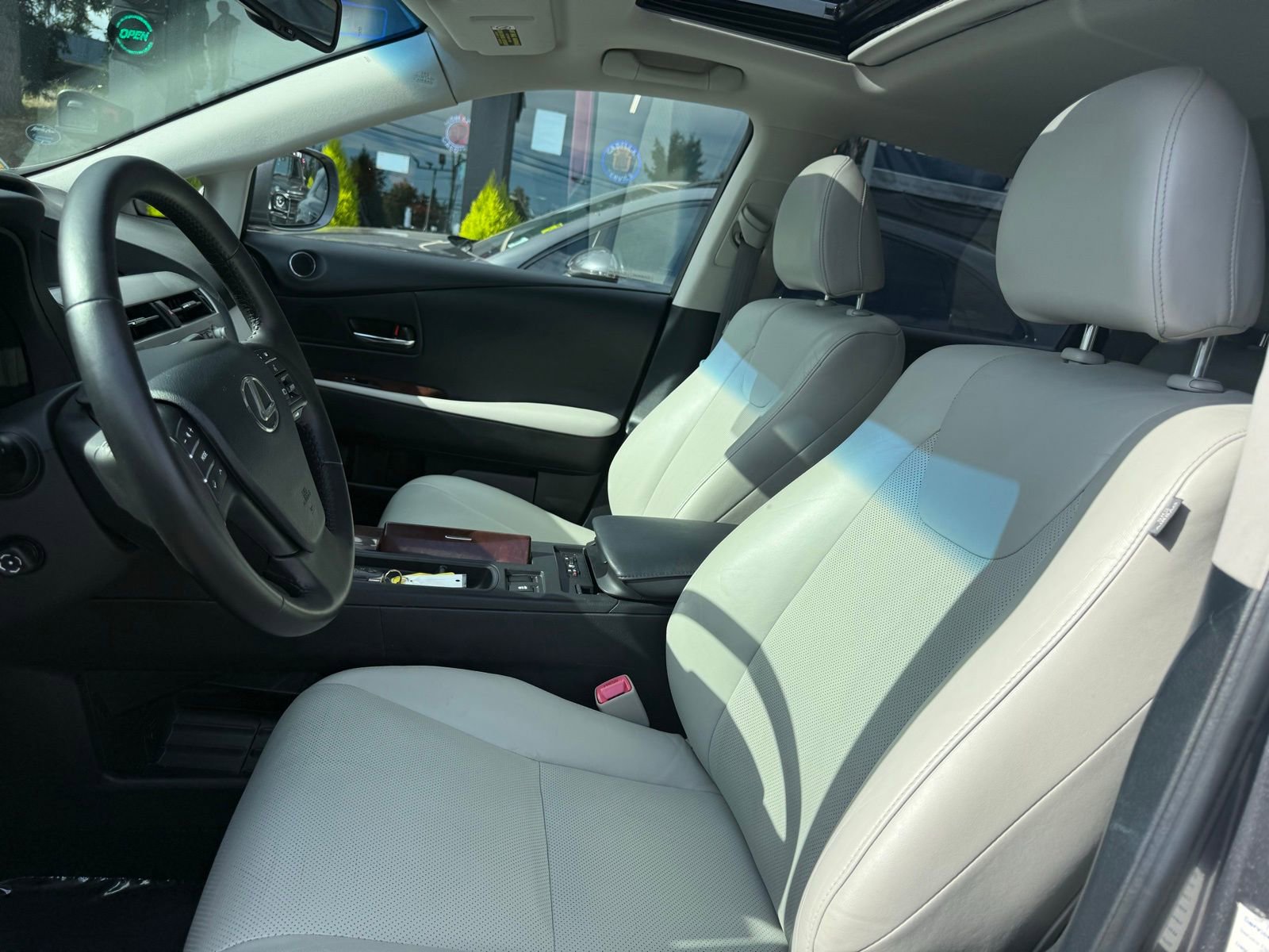 Used 2012 Lexus RX 450h AWD w/ Premium Pkg image 12