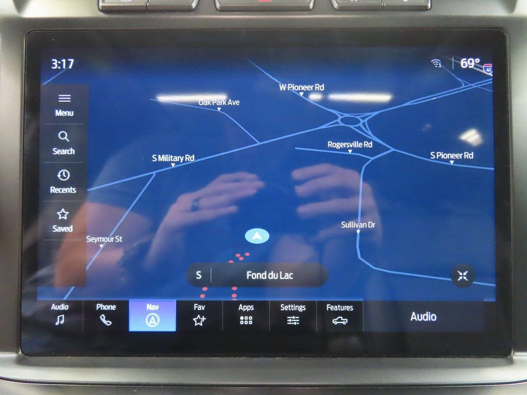 Used 2023 Ford F250 Lariat w/ Sport Appearance Package image 14