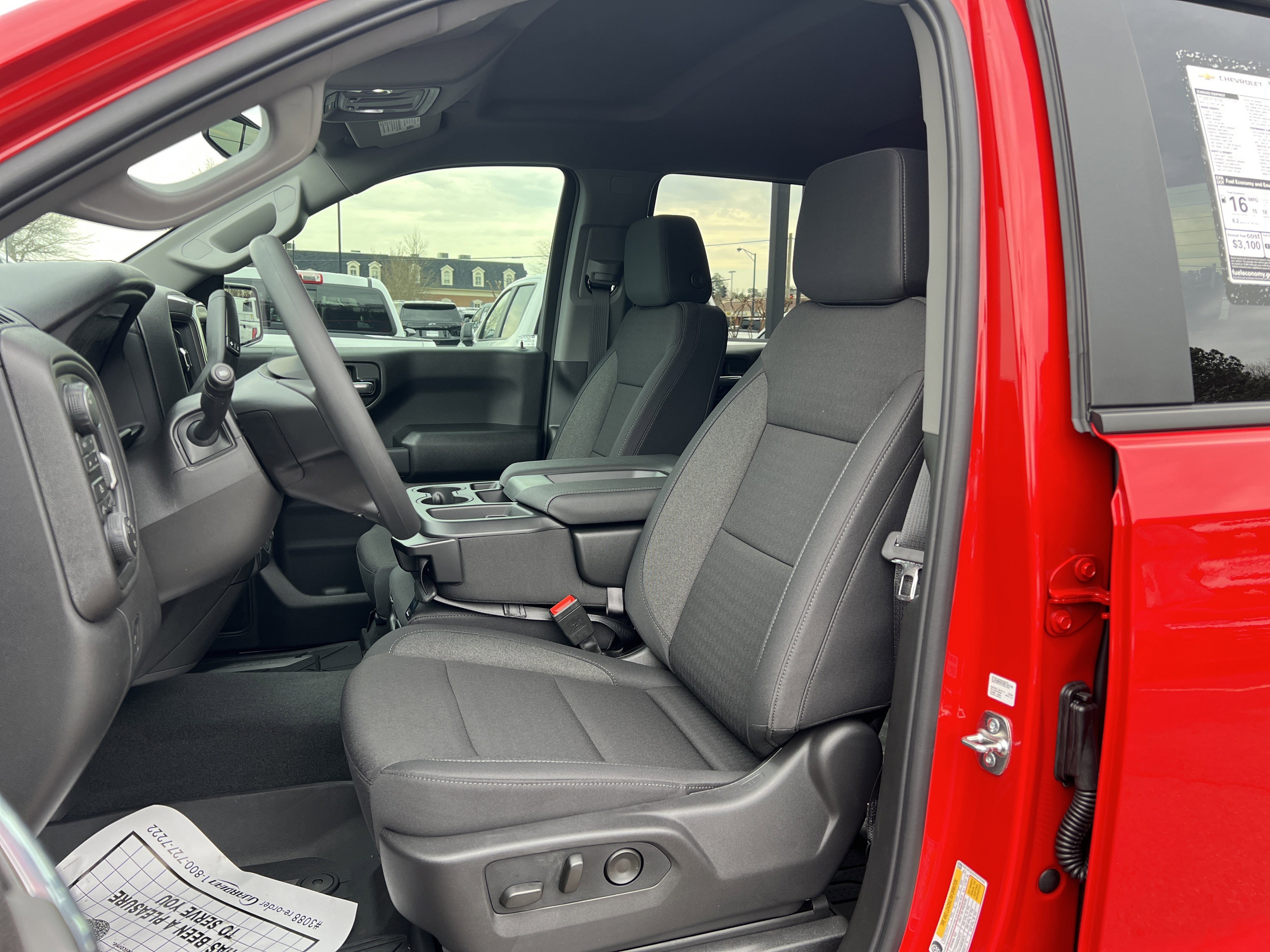 Used 2026 Chevrolet Silverado 1500 Custom Trail Boss w/ LPO, Dark Essentials Package image 16