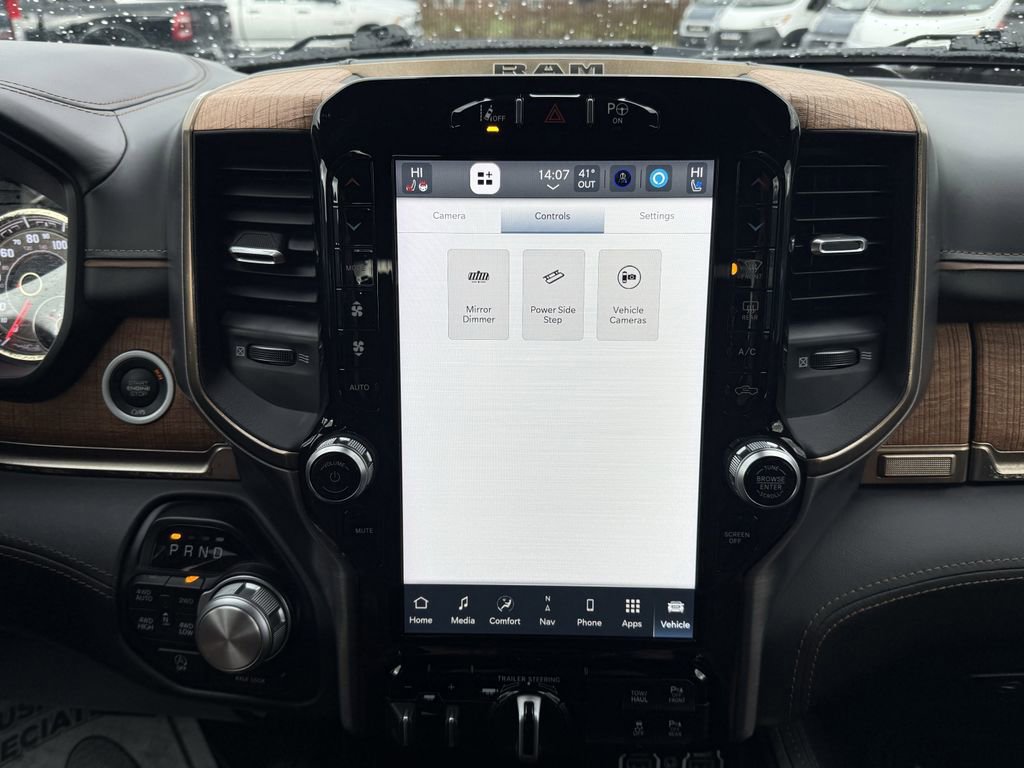 Used 2022 RAM 1500 Limited image 25