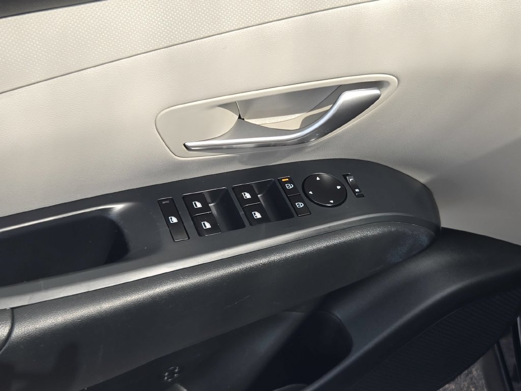 Used 2025 Hyundai Tucson SEL AWD/4WD image 15