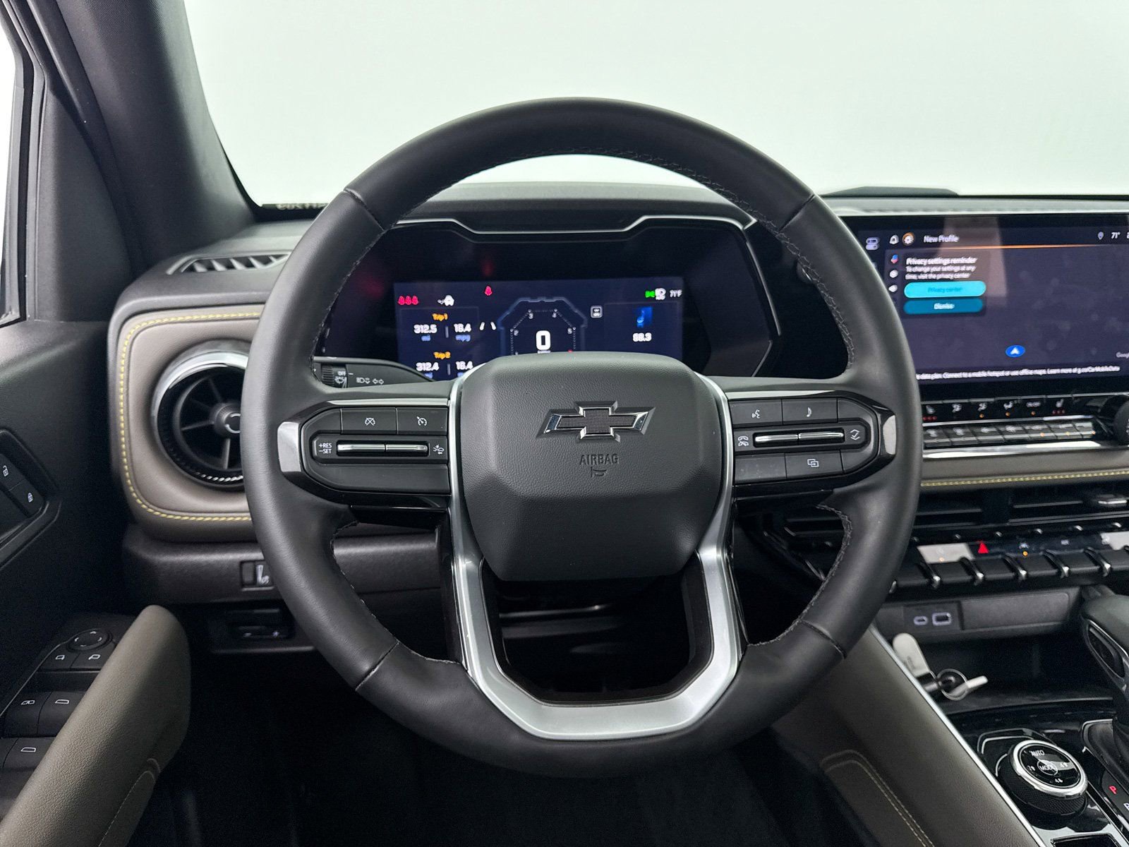 Used 2024 Chevrolet Colorado ZR2 image 25