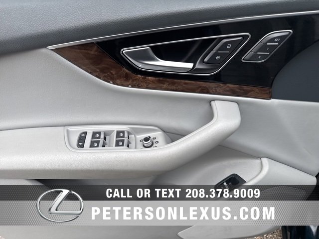 Used 2018 Audi Q7 3.0T Prestige w/ Prestige Package image 24