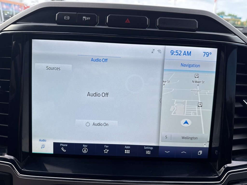 Used 2022 Ford F450 Lariat image 19