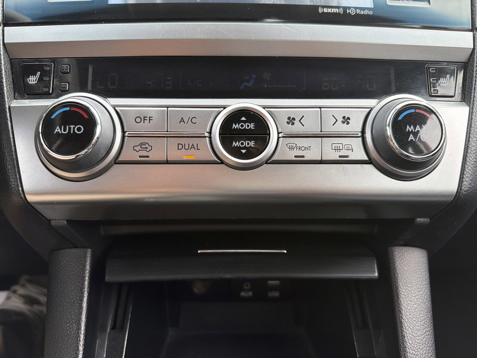 Used 2017 Subaru Legacy 3.6R Limited image 23