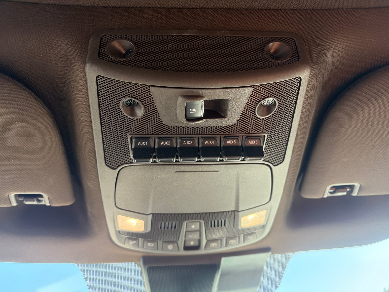 Used 2022 Ford F350 King Ranch w/ King Ranch Ultimate Package AWD/4WD image 24