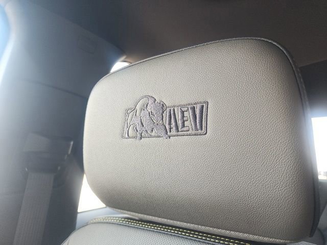 New 2026 Chevrolet Colorado ZR2 w/ ZR2 Bison Edition image 41