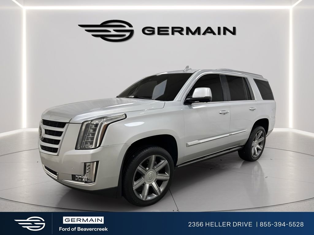 Used 2016 Cadillac Escalade Premium RWD image 3