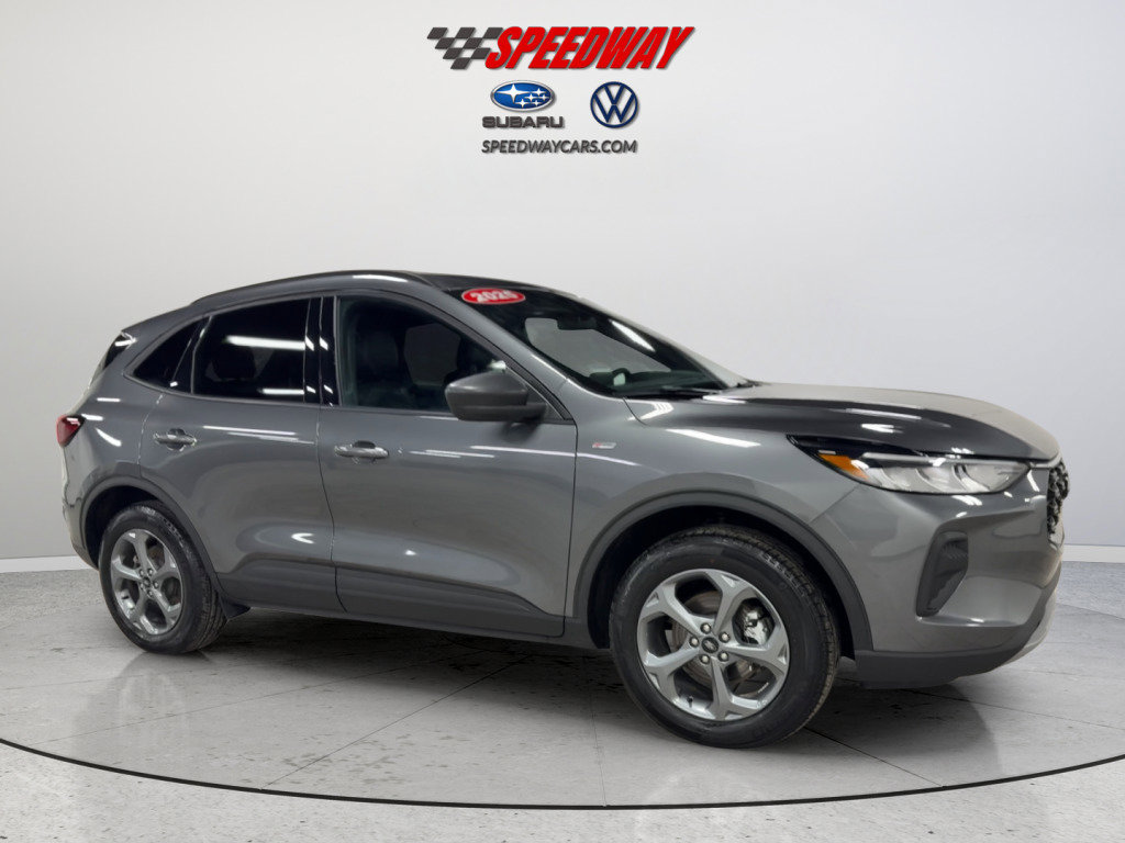 Used 2025 Ford Escape ST-Line AWD/4WD image 13
