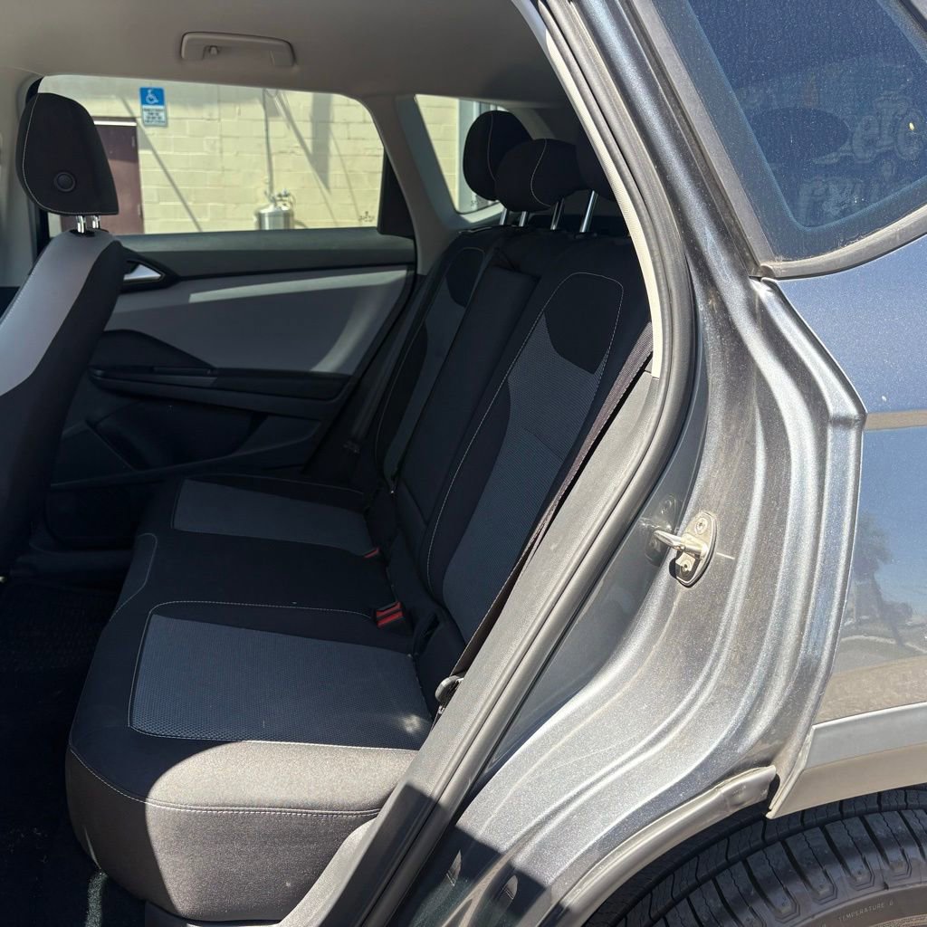 Used 2022 Volkswagen Taos S image 11