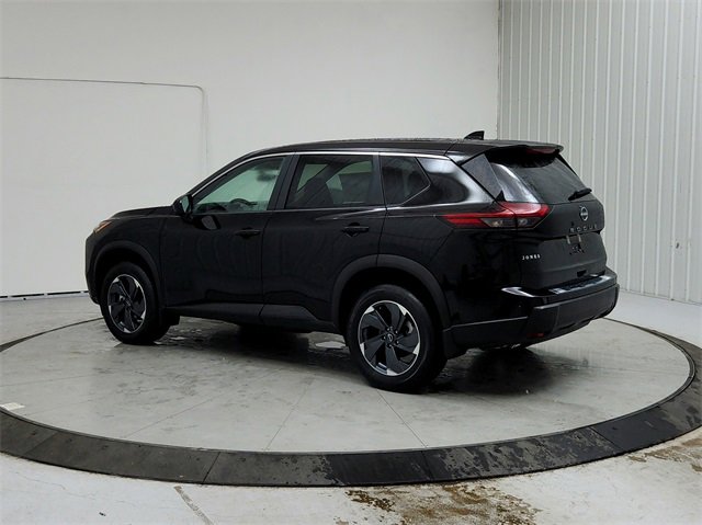 New 2025 Nissan Rogue SV image 5