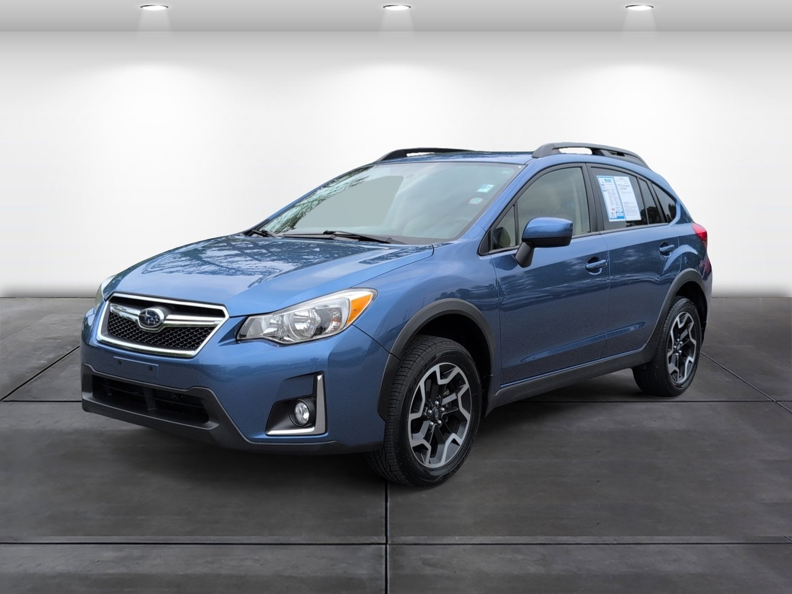Used 2017 Subaru Crosstrek 2.0i Premium w/ Popular Package #1 AWD/4WD image 4