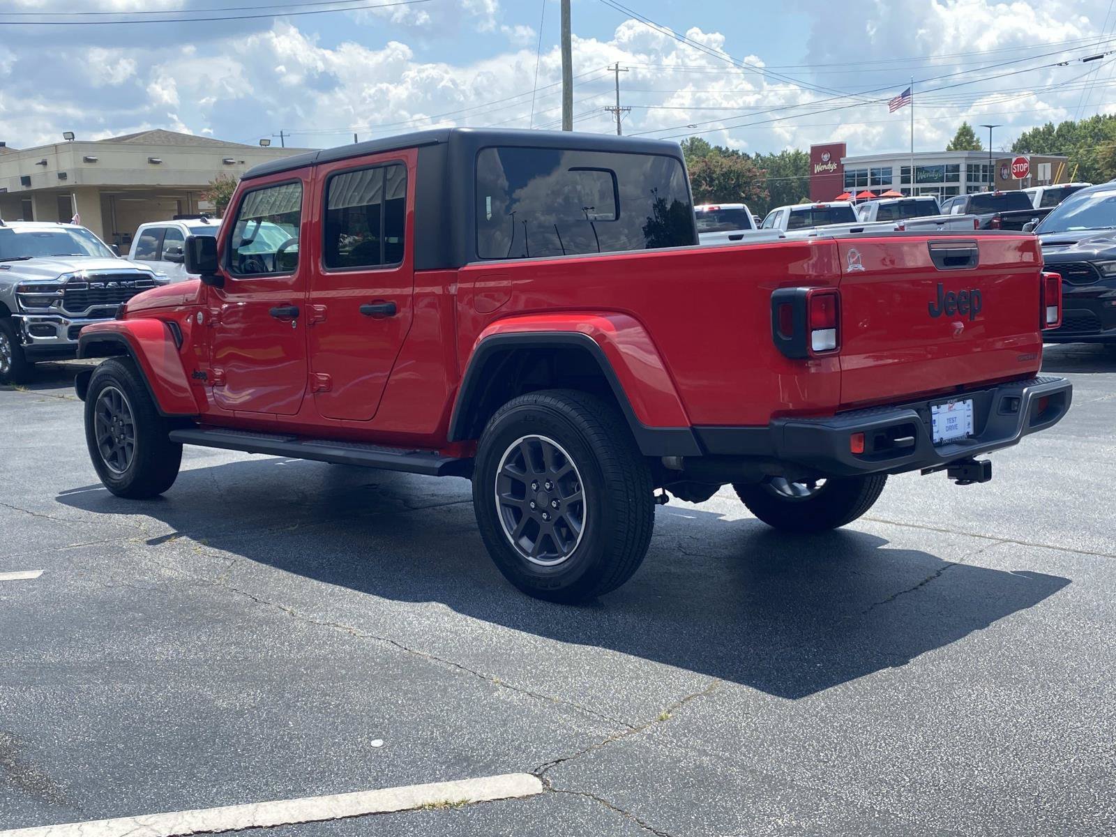 Used 2021 Jeep Gladiator Sport AWD/4WD image 7