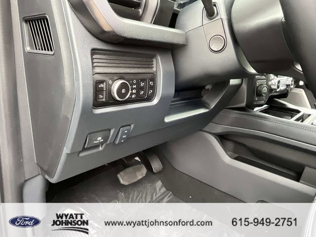 New 2026 Ford F250 Platinum w/ Tremor Off-Road Package image 27