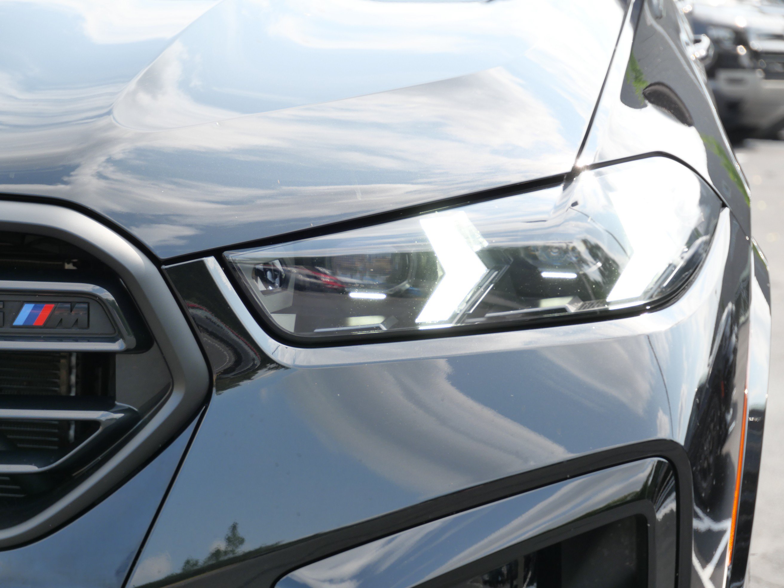 Used 2024 BMW X5 M Competition w/ Executive Package AWD/4WD image 9