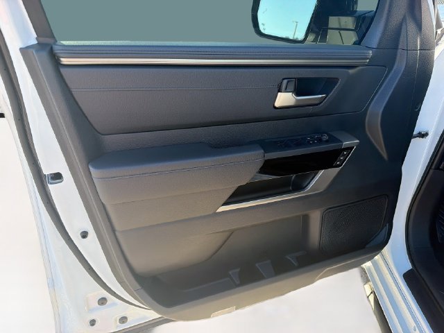Used 2025 Toyota Tundra Limited AWD/4WD image 20
