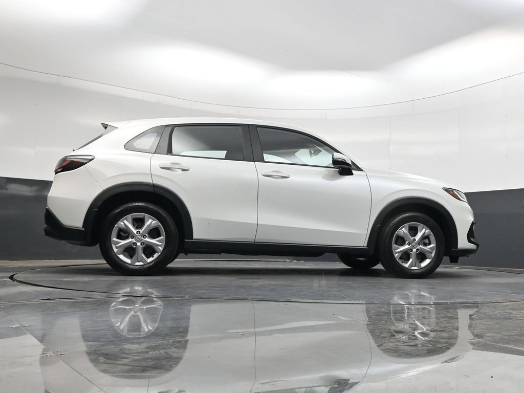 Used 2023 Honda HR-V LX image 37