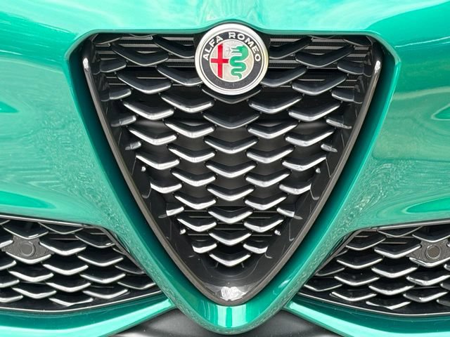 New 2026 Alfa Romeo Giulia AWD image 11