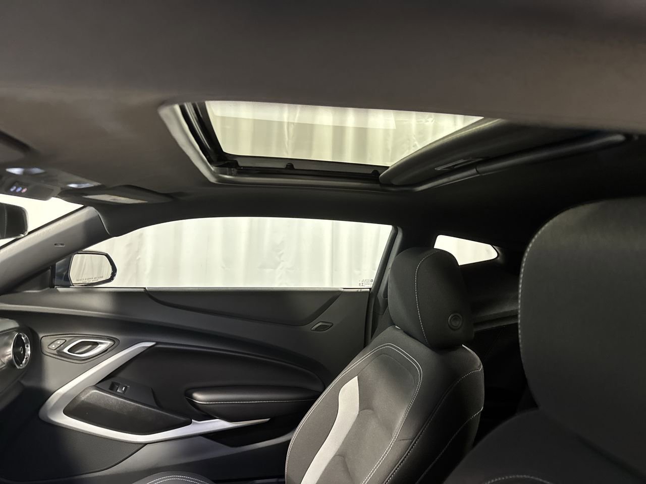 Used 2022 Chevrolet Camaro SS image 28