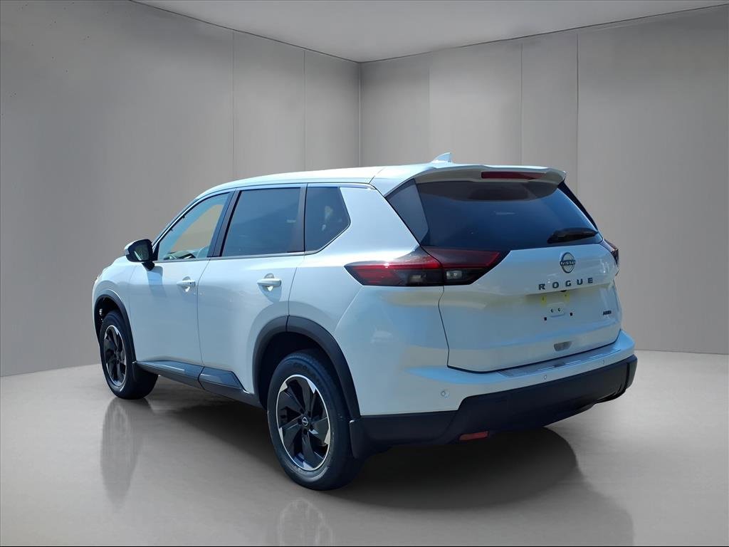 New 2026 Nissan Rogue SV image 5