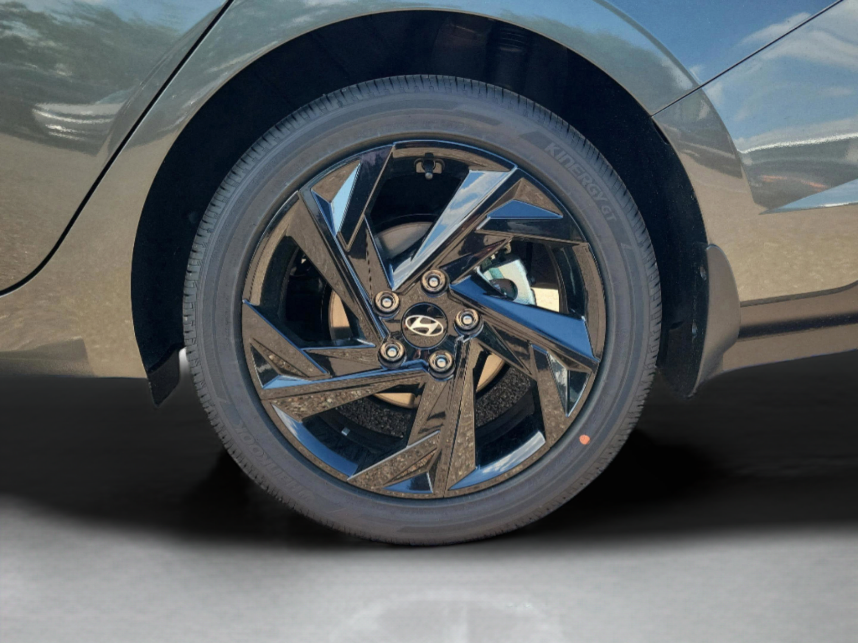 New 2026 Hyundai Elantra SEL Sport Premium FWD image 29
