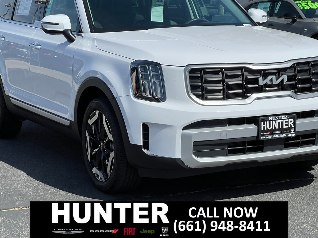 Used 2025 Kia Telluride S image 10