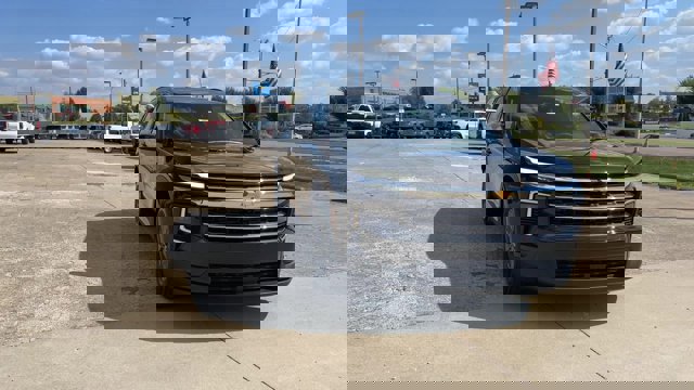 New 2026 Chevrolet Traverse LT w/ LPO, Floor Liner Package image 3