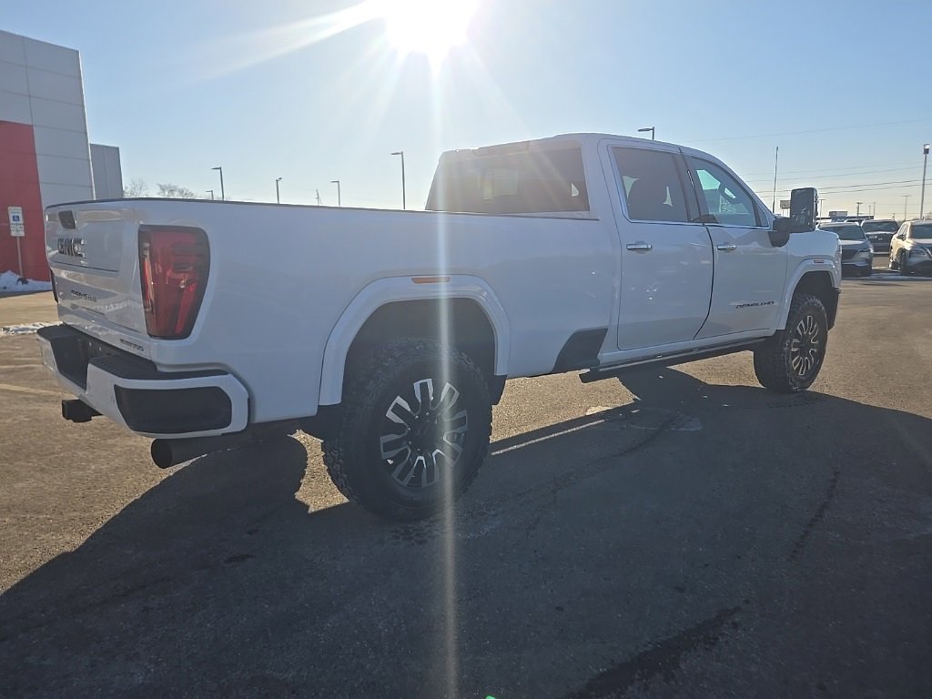 Used 2024 GMC Sierra 3500 Denali Ultimate image 8
