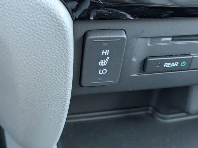 Used 2016 Honda Pilot Touring image 27