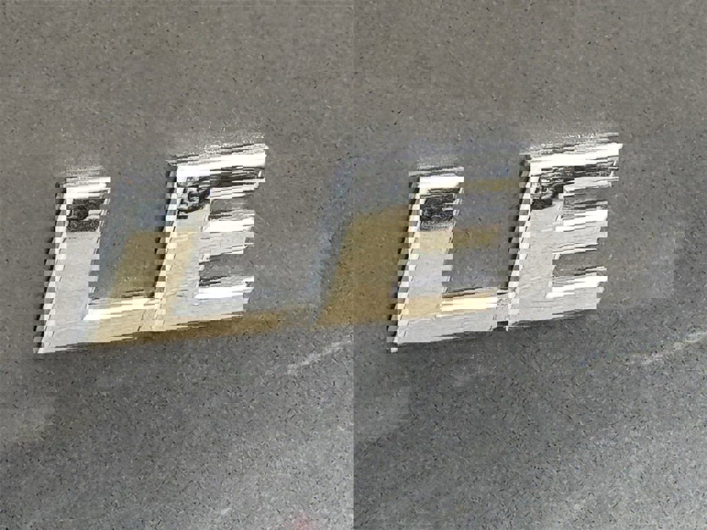 Used 2025 Toyota RAV4 LE image 23