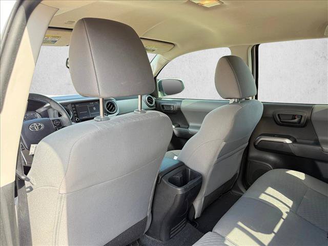 Used 2022 Toyota Tacoma SR5 RWD image 16