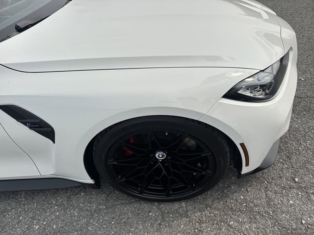 Used 2023 BMW M3 Competition w/ M Carbon Exterior Package image 4