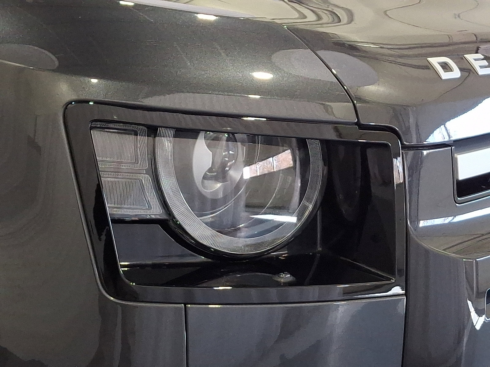 Certified 2023 Land Rover Defender 130 First Edition image 8