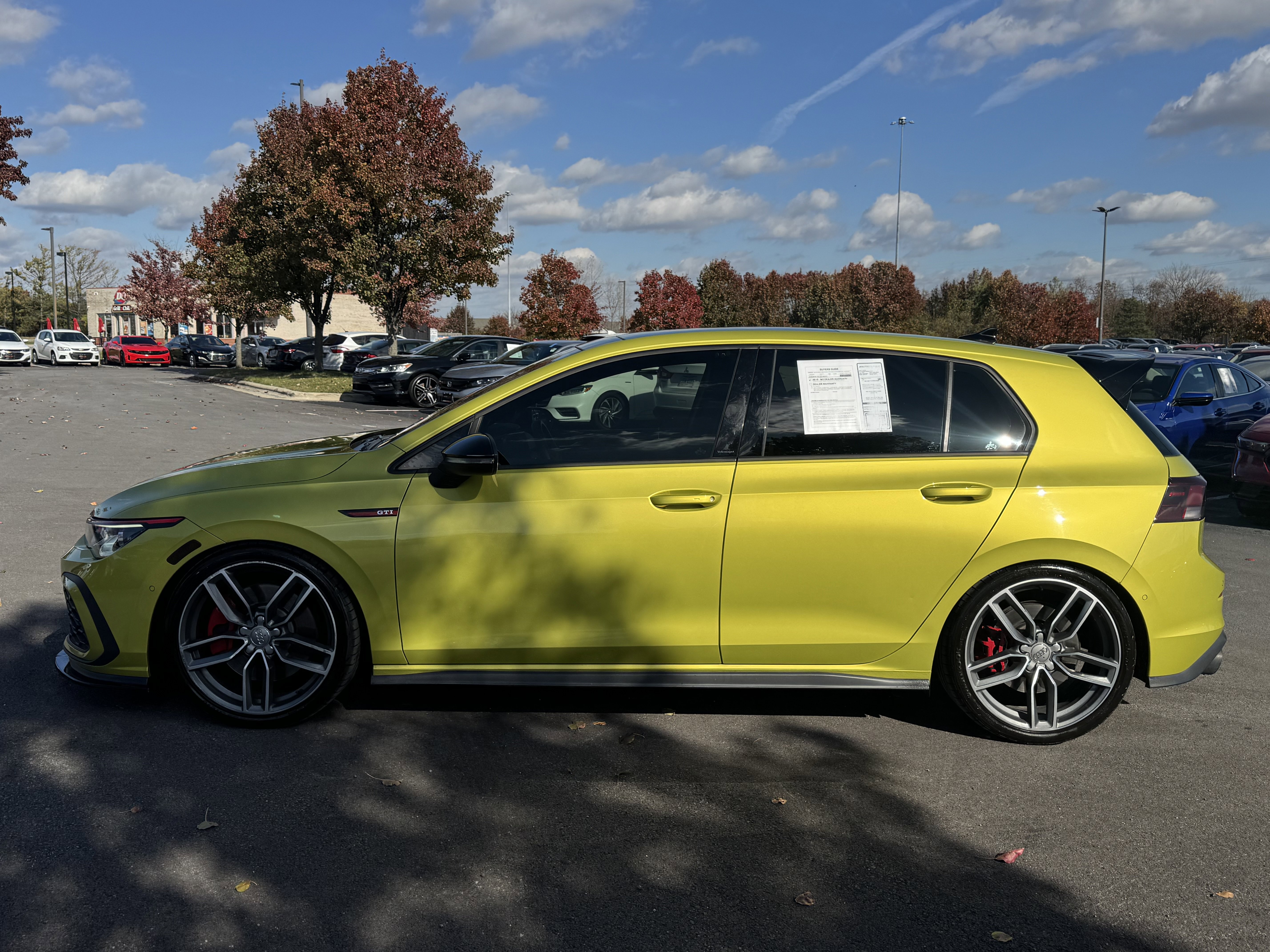 Used 2022 Volkswagen GTI Autobahn image 11