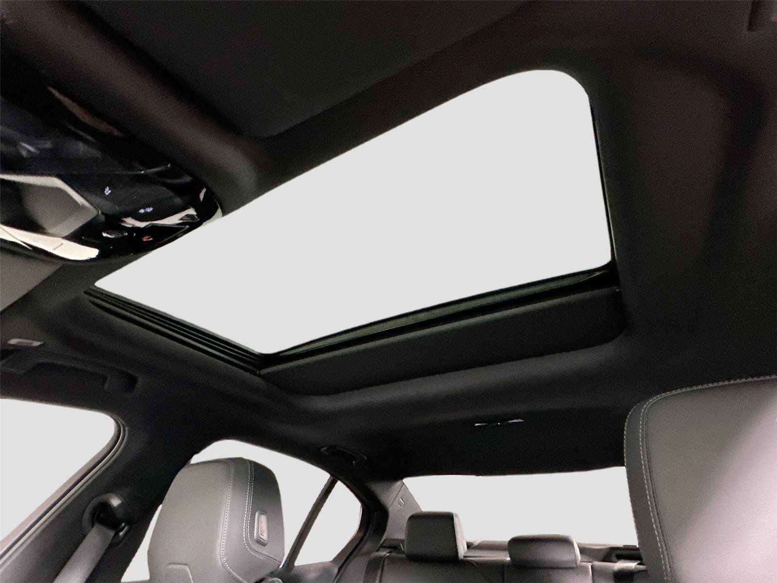 New 2026 BMW 530i xDrive w/ Premium Package image 22