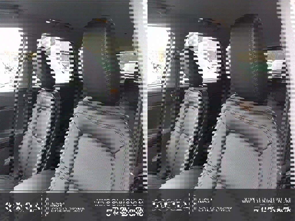 Certified 2022 Lincoln Corsair AWD w/ Equipment Group 101A image 14