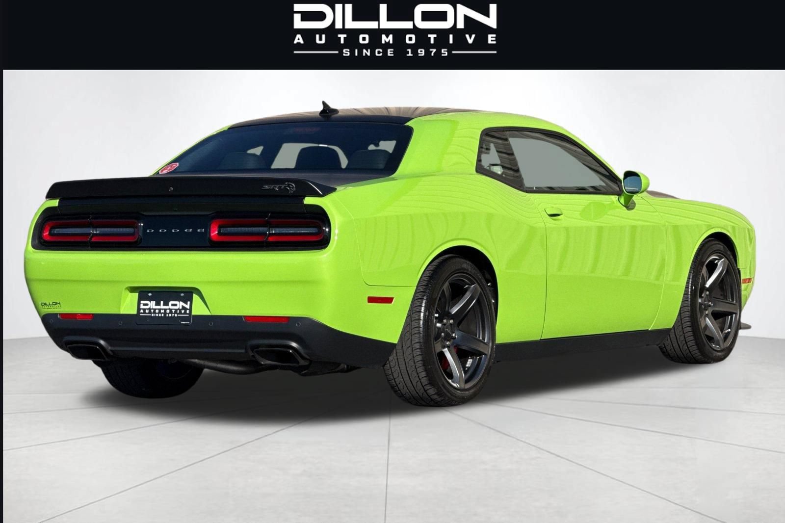 Used 2023 Dodge Challenger SRT Hellcat w/ Driver Convenience Group RWD image 4
