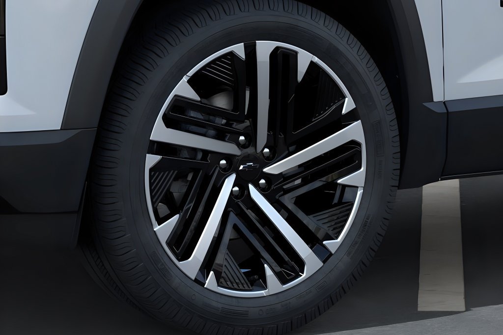 New 2027 Chevrolet Equinox RS w/ Safety and Technology Package FWD image 10