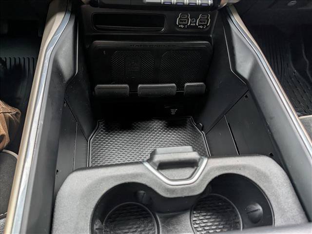 Used 2022 RAM 1500 Laramie AWD/4WD image 33