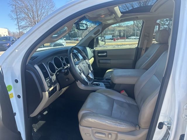 Used 2016 Toyota Sequoia Limited w/ Safety & Convenience Package image 23