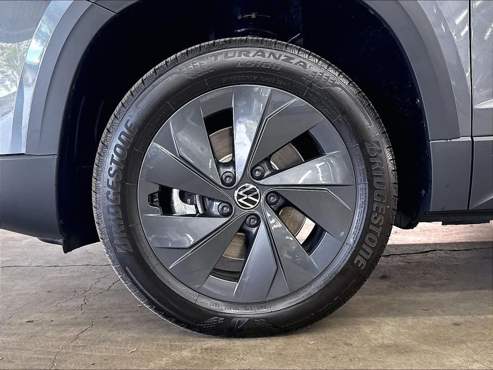 New 2027 Volkswagen Taos S FWD image 12