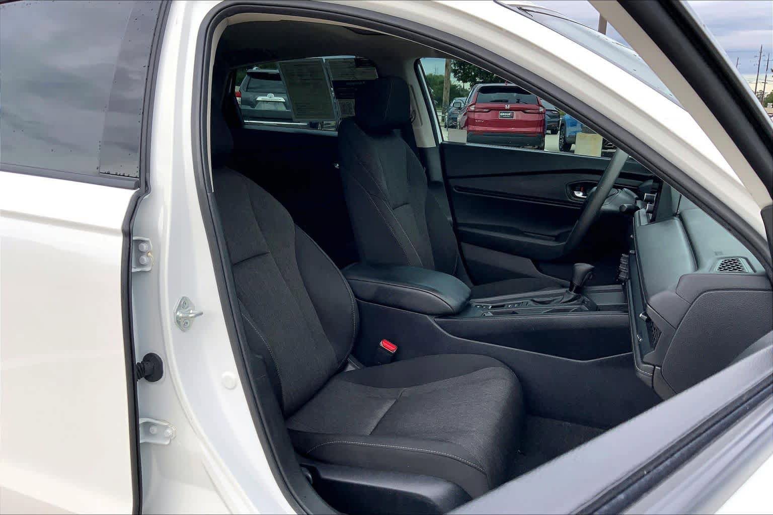 Used 2023 Honda Accord EX image 9