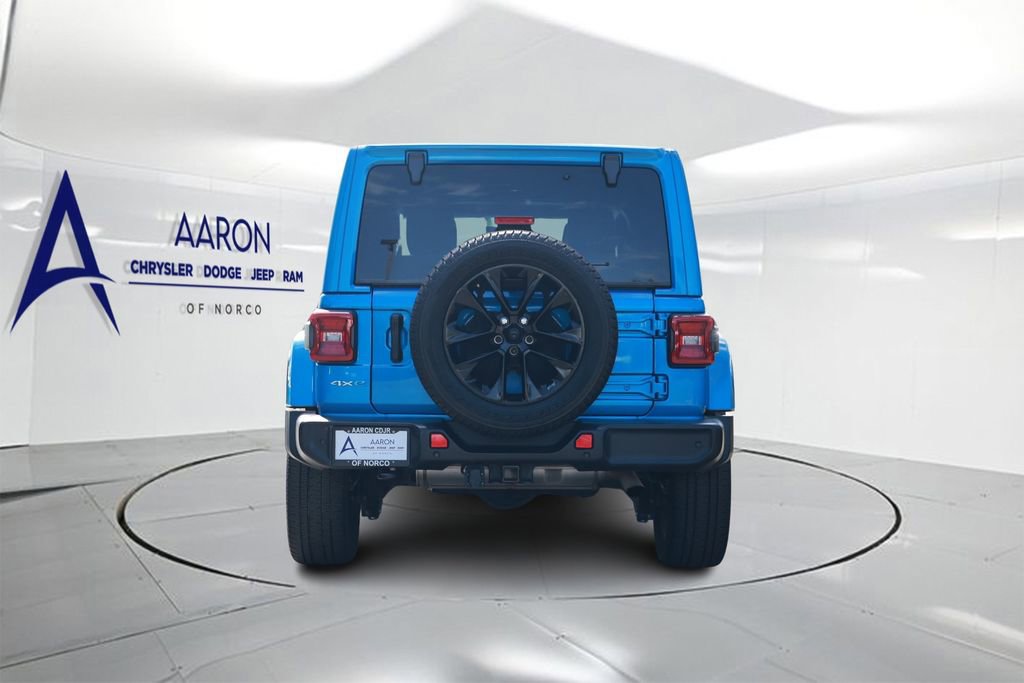 Used 2021 Jeep Wrangler Unlimited Sahara w/ Cold Weather Group AWD/4WD image 3