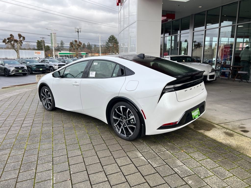 New 2026 Toyota Prius XSE Premium image 3